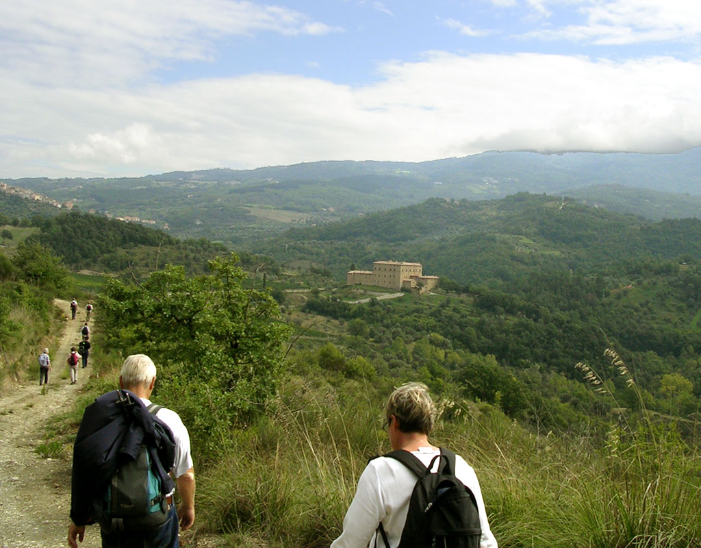 7 Nights - A journey on foot around the Tuscan volcano discovering Monte Amiata, the green heart of Southern Tuscany, presiding over the Val d’Orcia and the Maremma.