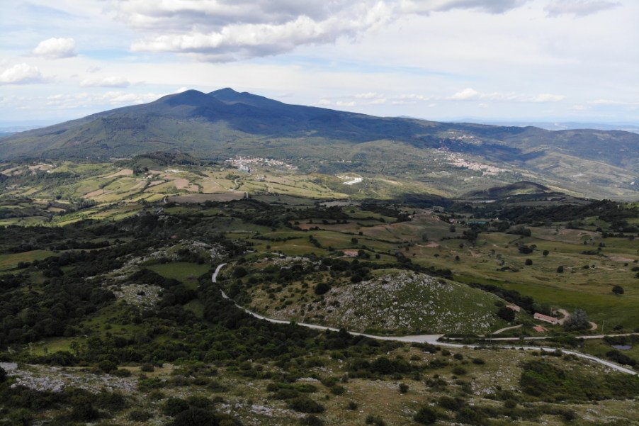 7 giorni per scoprire un territorio straordinario ricco di storia, arte e gastronomia. Regala questo pacchetto a chi vuoi tu. Seleziona la modalità regalo. Al check-out si aprirà un form per spe...